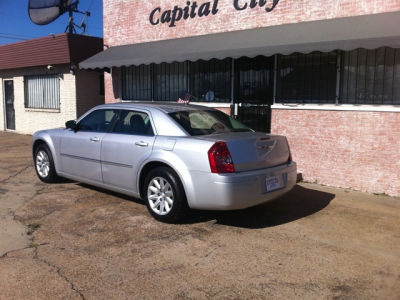 2008 Chrysler 300  LX