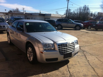 2008 Chrysler 300  LX