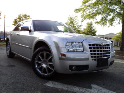 2010 Chrysler 300  Touring/Signature Series