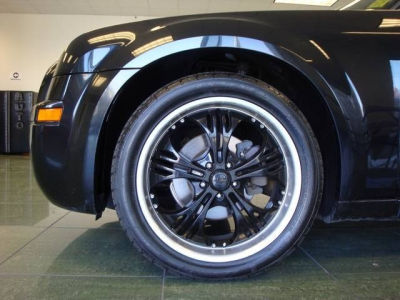 2007 Chrysler 300  Base