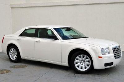 2008 Chrysler 300  LX