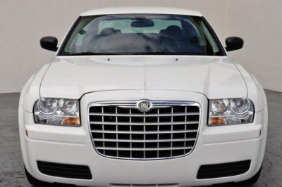 2008 Chrysler 300  LX