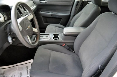 2008 Chrysler 300  LX