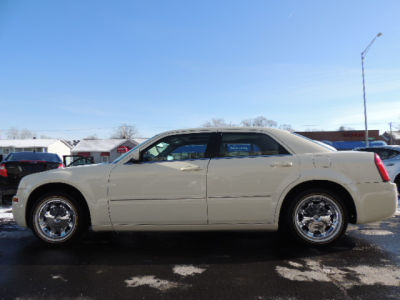2005 Chrysler 300  Touring