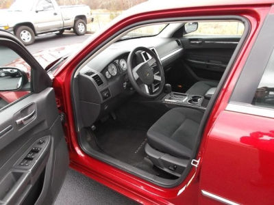 2010 Chrysler 300  Touring