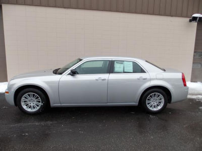 2009 Chrysler 300  Touring