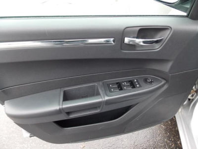 2009 Chrysler 300  Touring