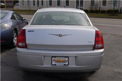 2007 Chrysler 300  Base