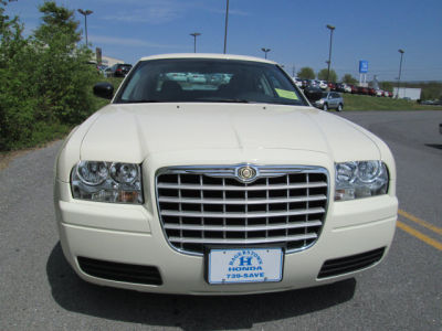 2007 Chrysler 300  Base