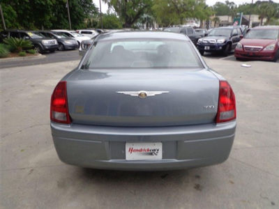 2007 Chrysler 300  Base