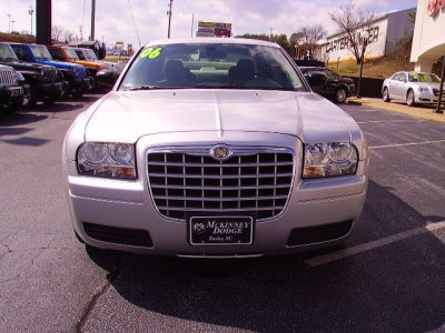 2006 Chrysler 300  Base
