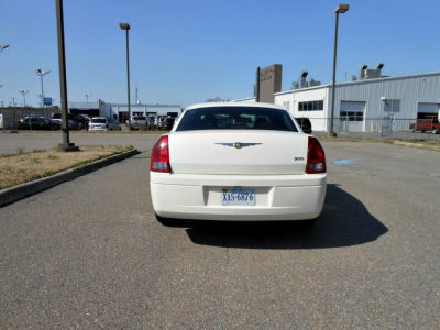 2006 Chrysler 300  Base