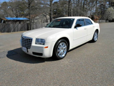 2006 Chrysler 300  Base
