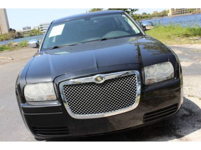 2008 Chrysler 300  LX