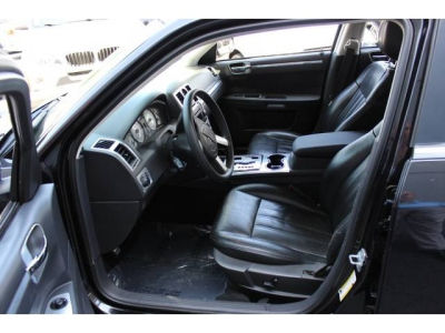 2008 Chrysler 300  LX