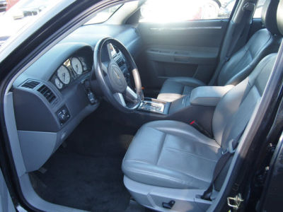 2005 Chrysler 300  Touring
