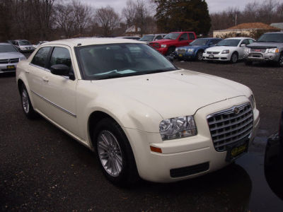 2009 Chrysler 300  LX