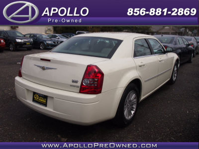 2009 Chrysler 300  LX