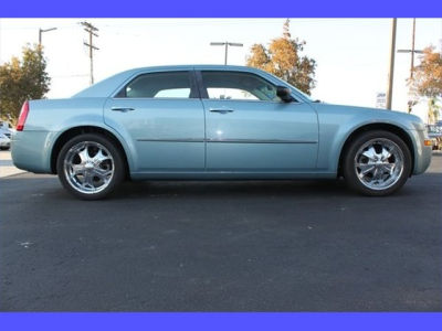 2009 Chrysler 300  LX