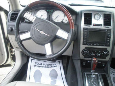 2005 Chrysler 300  Touring