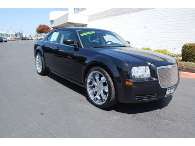 2006 Chrysler 300  Base