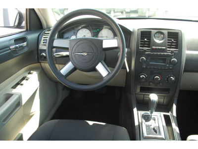 2006 Chrysler 300  Base
