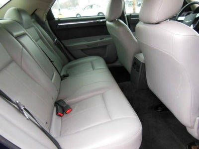 2006 Chrysler 300  Touring