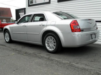 2009 Chrysler 300  Touring