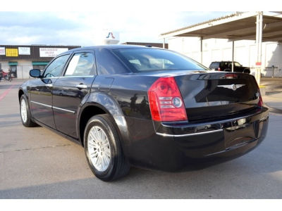 2010 Chrysler 300  Touring