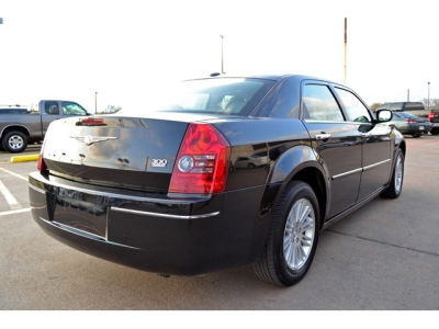 2010 Chrysler 300  Touring