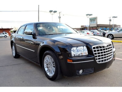 2010 Chrysler 300  Touring
