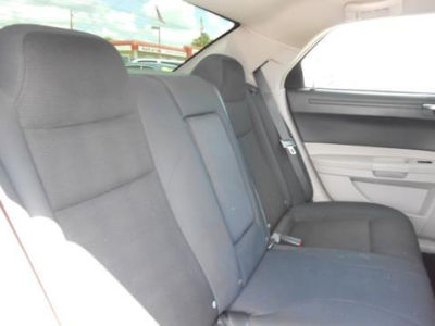 2007 Chrysler 300  Base