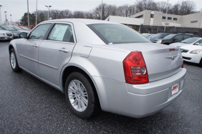 2009 Chrysler 300 LX