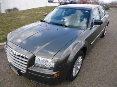 2008 Chrysler 300  LX