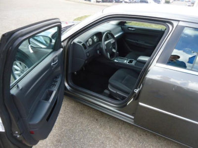 2008 Chrysler 300  LX