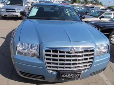 2009 Chrysler 300  LX