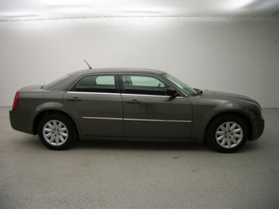 2008 Chrysler 300  LX