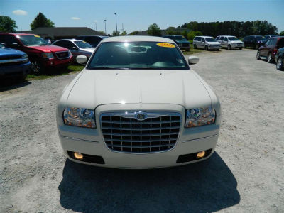 2005 Chrysler 300  Touring