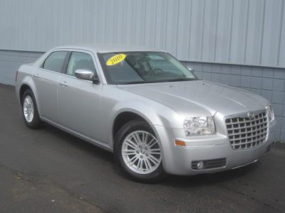 2010 Chrysler 300  Touring