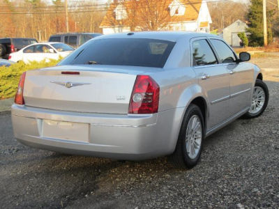 2010 Chrysler 300  Touring