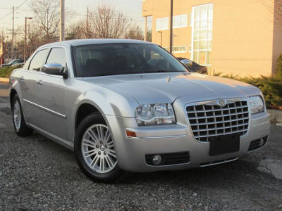2010 Chrysler 300  Touring