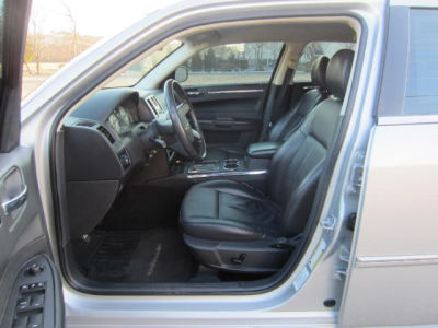 2010 Chrysler 300  Touring