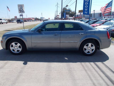 2007 Chrysler 300  Base