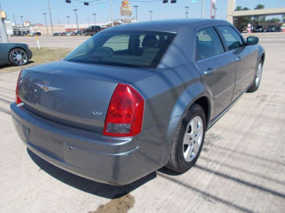 2007 Chrysler 300  Base