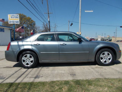 2007 Chrysler 300  Base