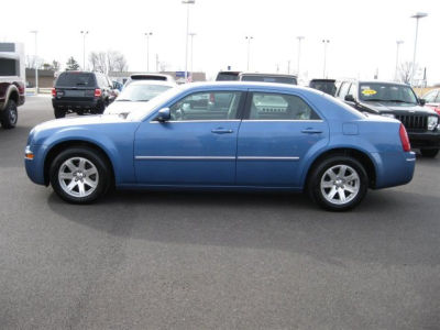 2007 Chrysler 300  TOUR
