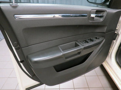 2008 Chrysler 300  Touring
