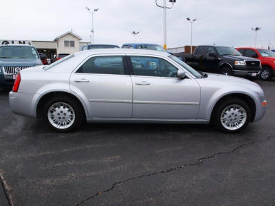 2005 Chrysler 300  Touring
