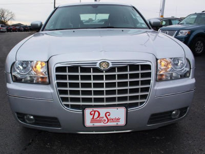 2005 Chrysler 300  Touring