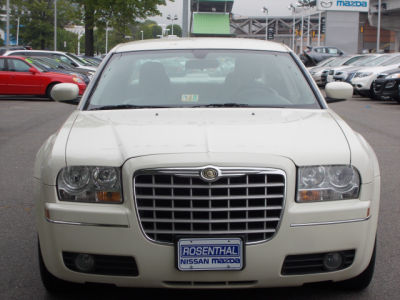 2005 Chrysler 300  Touring